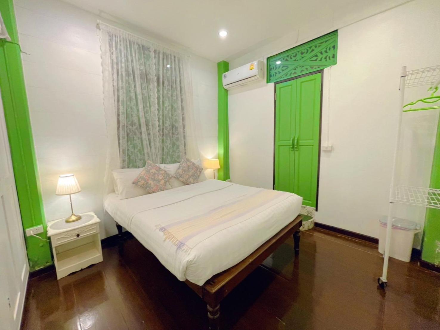 Green Teak House Bangkok Exterior foto