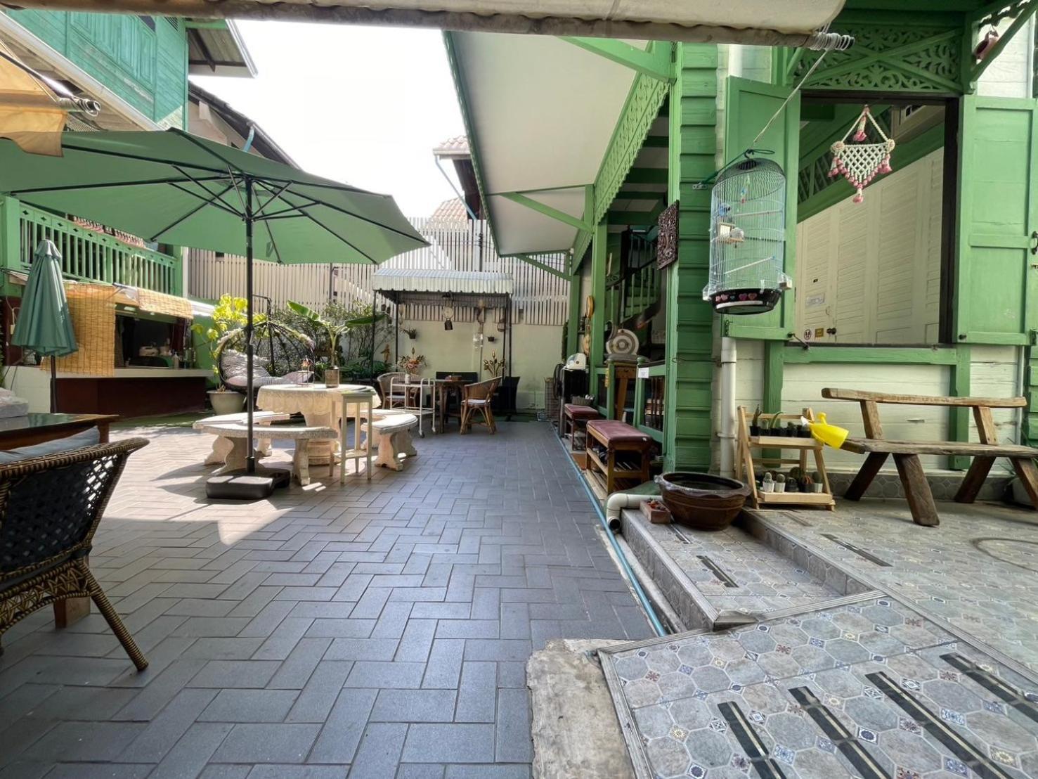 Green Teak House Bangkok Exterior foto